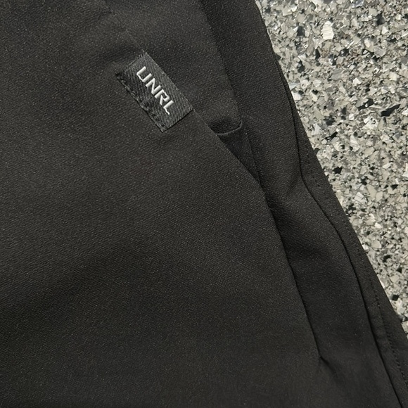 UNRL men’s xs apex pants - Picture 2 of 5